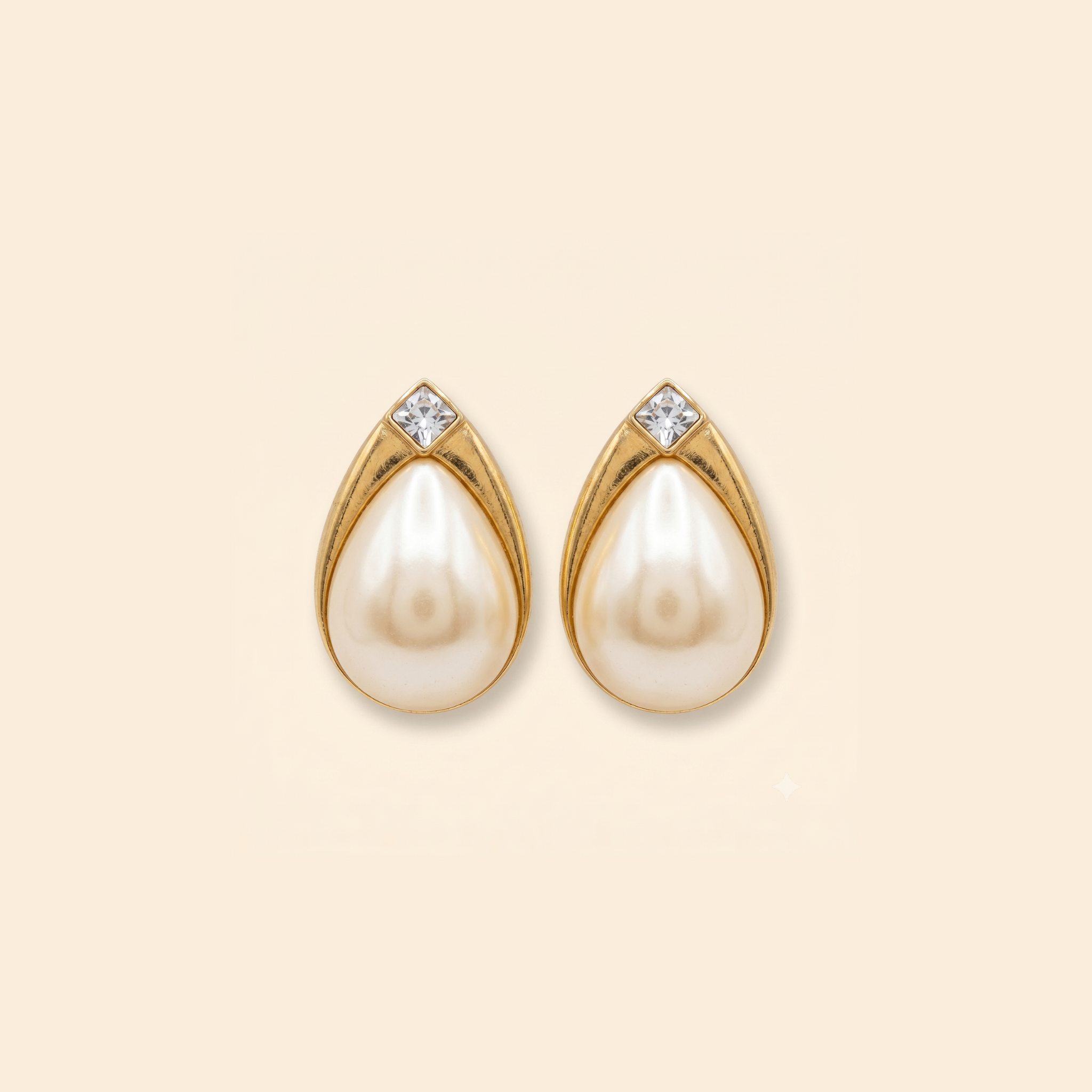 Audrey Earrings - Pearl & Crystal Teardrop Earrings by Richelieu